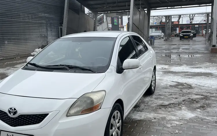 Toyota Yaris 2012 годаүшін4 299 999 тг. в Алматы