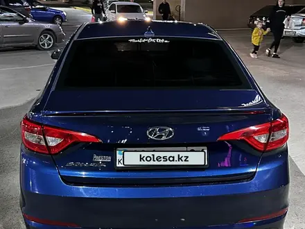 Hyundai Sonata 2014 года за 7 100 000 тг. в Актобе – фото 2