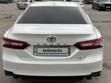 Toyota Camry 2019 года за 18 500 000 тг. в Алматы – фото 4