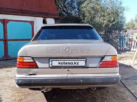 Mercedes-Benz E 200 1989 года за 1 100 000 тг. в Аягоз – фото 3