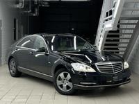 Mercedes-Benz S 350 2010 года за 9 200 000 тг. в Астана