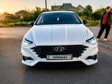 Hyundai Sonata 2022 года за 10 500 000 тг. в Косшы – фото 2