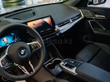 BMW X1 XDrive 20i 2025 года за 36 071 360 тг. в Астана – фото 4