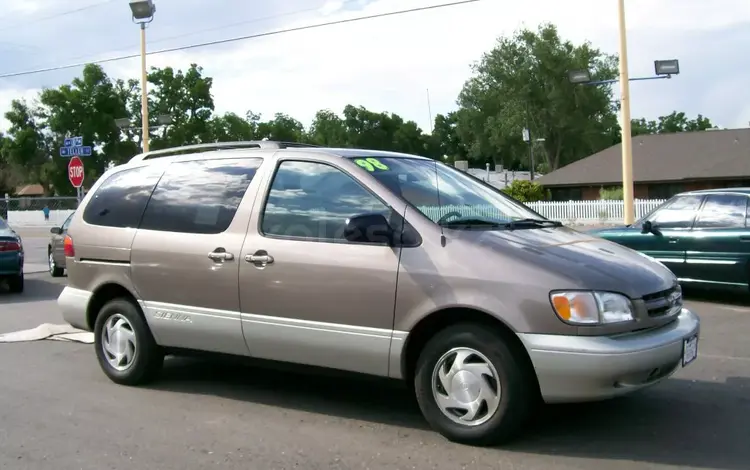 Toyota Sienna 2001 года за 110 000 тг. в Алматы