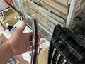 Накладка красный на решетку радиатора новый оригинал за 25 000 тг. в Алматы