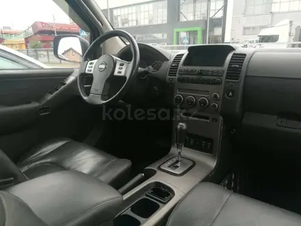 Nissan Pathfinder 2006 года за 6 800 000 тг. в Уральск – фото 2