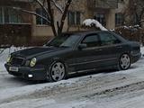 Mercedes-Benz E 240 2000 года за 3 100 000 тг. в Алматы