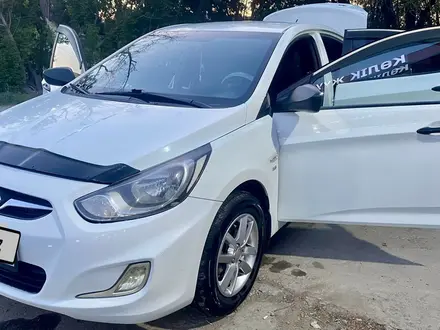 Hyundai Accent 2014 года за 4 300 000 тг. в Семей