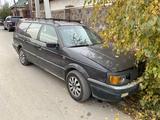 Volkswagen Passat 1993 года за 500 000 тг. в Алматы