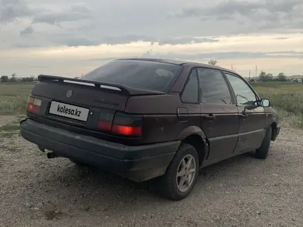 Volkswagen Passat 1993 года за 750 000 тг. в Астана – фото 5