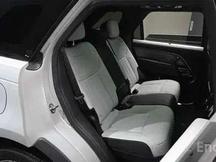 Land Rover Range Rover Sport 2025 года за 67 000 000 тг. в Алматы – фото 14