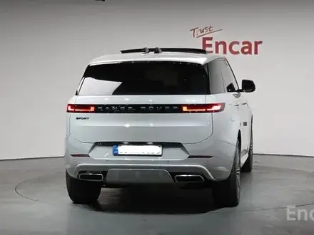 Land Rover Range Rover Sport 2025 года за 67 000 000 тг. в Алматы – фото 2