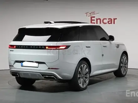 Land Rover Range Rover Sport 2025 года за 67 000 000 тг. в Алматы – фото 4