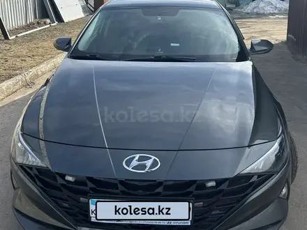 Hyundai Elantra 2021 года за 9 200 000 тг. в Жезказган – фото 3