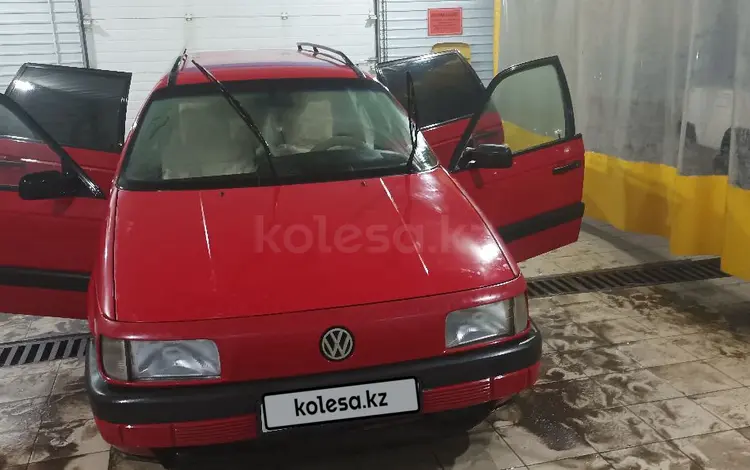 Volkswagen Passat 1992 годаүшін1 500 000 тг. в Сатпаев