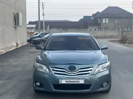 Toyota Camry 2010 года за 6 100 000 тг. в Тараз – фото 2