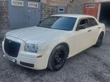 Chrysler 300C 2004 года за 5 300 000 тг. в Караганда – фото 2