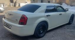 Chrysler 300C 2004 года за 5 300 000 тг. в Караганда – фото 5