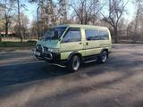 Mitsubishi Delica 1993 годаfor2 400 000 тг. в Алматы