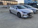 Hyundai Elantra 2019 года за 7 850 000 тг. в Актау – фото 3