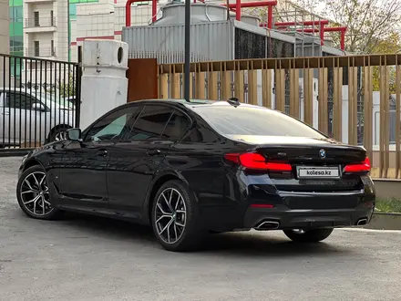 BMW 530 2022 года за 25 500 000 тг. в Астана – фото 33