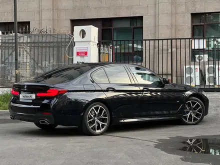 BMW 530 2022 года за 25 500 000 тг. в Астана – фото 39