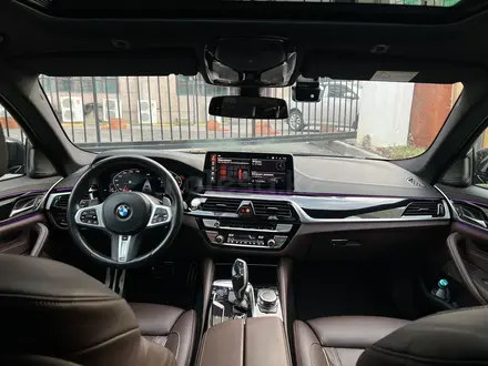 BMW 530 2022 года за 25 500 000 тг. в Астана – фото 42