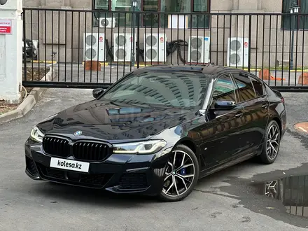 BMW 530 2022 года за 25 500 000 тг. в Астана – фото 5