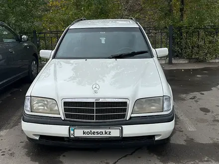 Mercedes-Benz C 200 1997 года за 1 600 000 тг. в Астана