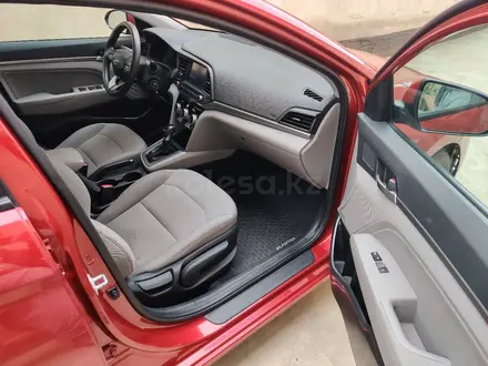 Hyundai Elantra 2019 года за 5 000 000 тг. в Актау – фото 10