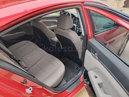 Hyundai Elantra 2019 года за 5 000 000 тг. в Актау – фото 11