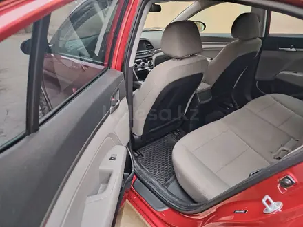 Hyundai Elantra 2019 года за 5 000 000 тг. в Актау – фото 5