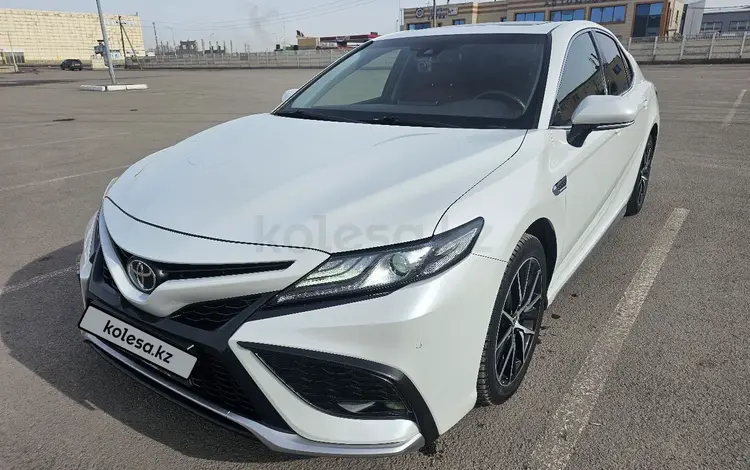 Toyota Camry 2022 годаfor17 500 000 тг. в Караганда