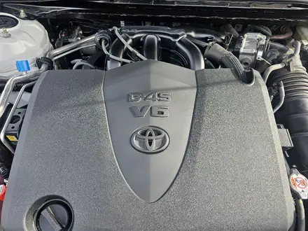 Toyota Camry 2022 года за 17 999 999 тг. в Караганда – фото 24