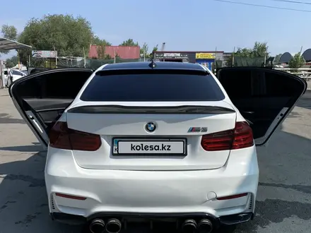 BMW 320 2014 года за 9 500 000 тг. в Алматы – фото 20
