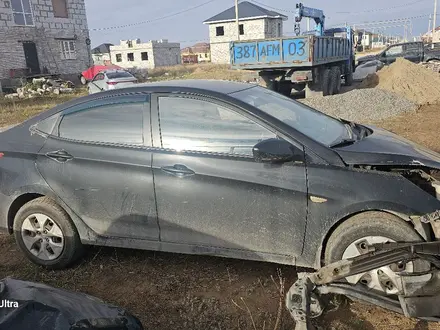 Hyundai Solaris 2015 года за 2 500 000 тг. в Астана – фото 3