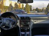 Mercedes-Benz C 180 2002 года за 2 900 000 тг. в Алматы – фото 2