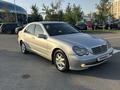 Mercedes-Benz C 180 2002 года за 2 900 000 тг. в Алматы – фото 3