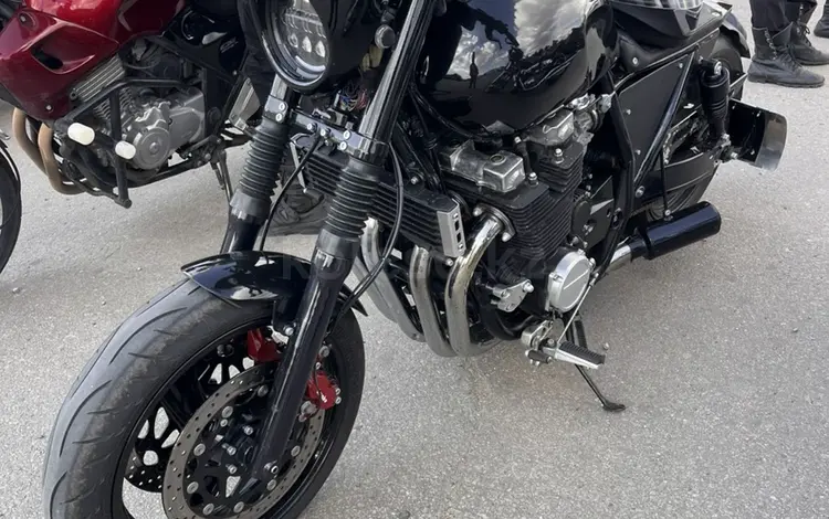 Yamaha  XJR1200 1998 года за 2 800 000 тг. в Костанай