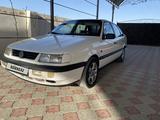 Volkswagen Passat 1996 года за 1 700 000 тг. в Актау – фото 2