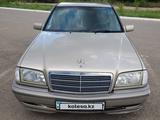 Mercedes-Benz C 200 1998 годаүшін2 600 000 тг. в Караганда – фото 4