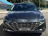 Hyundai Elantra 2021 годаfor7 500 000 тг. в Актобе – фото 2