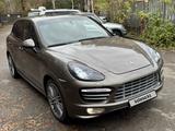 Porsche Cayenne 2012 годаfor14 200 000 тг. в Алматы