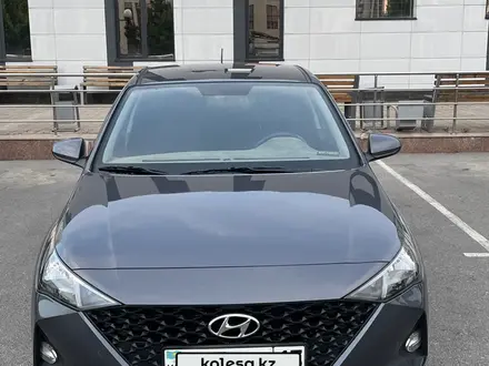 Hyundai Accent 2023 года за 7 500 000 тг. в Шымкент