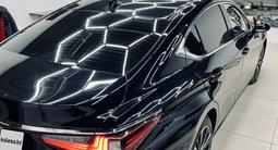 Lexus ES 250 2021 годаүшін26 500 000 тг. в Байконыр – фото 4