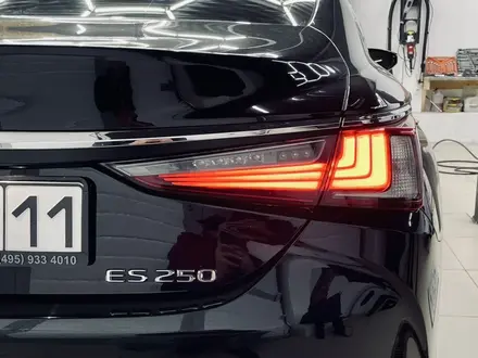 Lexus ES 250 2021 года за 26 500 000 тг. в Байконыр – фото 7
