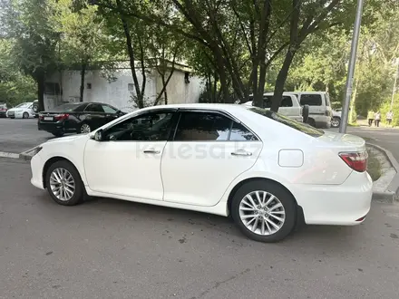 Toyota Camry 2016 года за 12 500 000 тг. в Алматы – фото 3