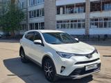 Toyota RAV4 2016 года за 14 200 000 тг. в Усть-Каменогорск