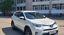 Toyota RAV4 2016 года за 13 900 000 тг. в Усть-Каменогорск
