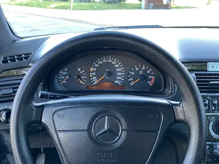 Mercedes-Benz E 320 1998 года за 4 000 000 тг. в Талдыкорган – фото 13